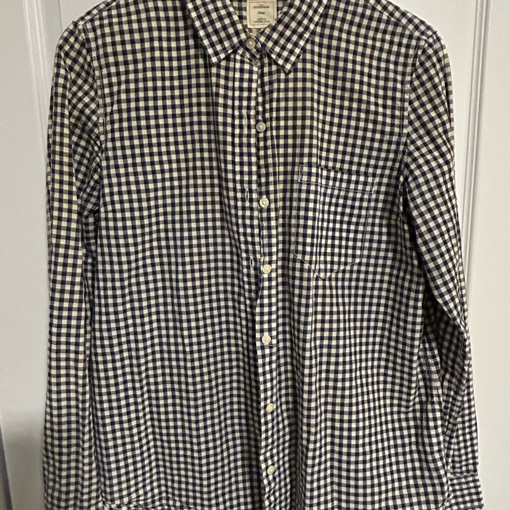 GAP Black and White Checkered Women's Button Down Shirt